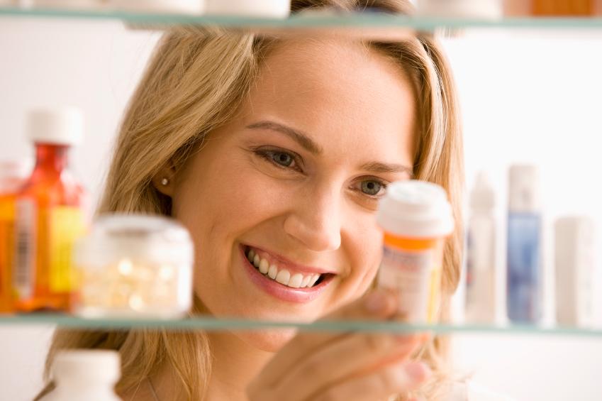 Fresh Start to the New Year by Cleaning Out Your Medicine Cabinet